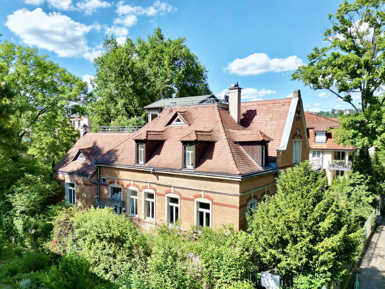 5 Zimmer Wohnung mit 180 m² in Dresden – Bild 4