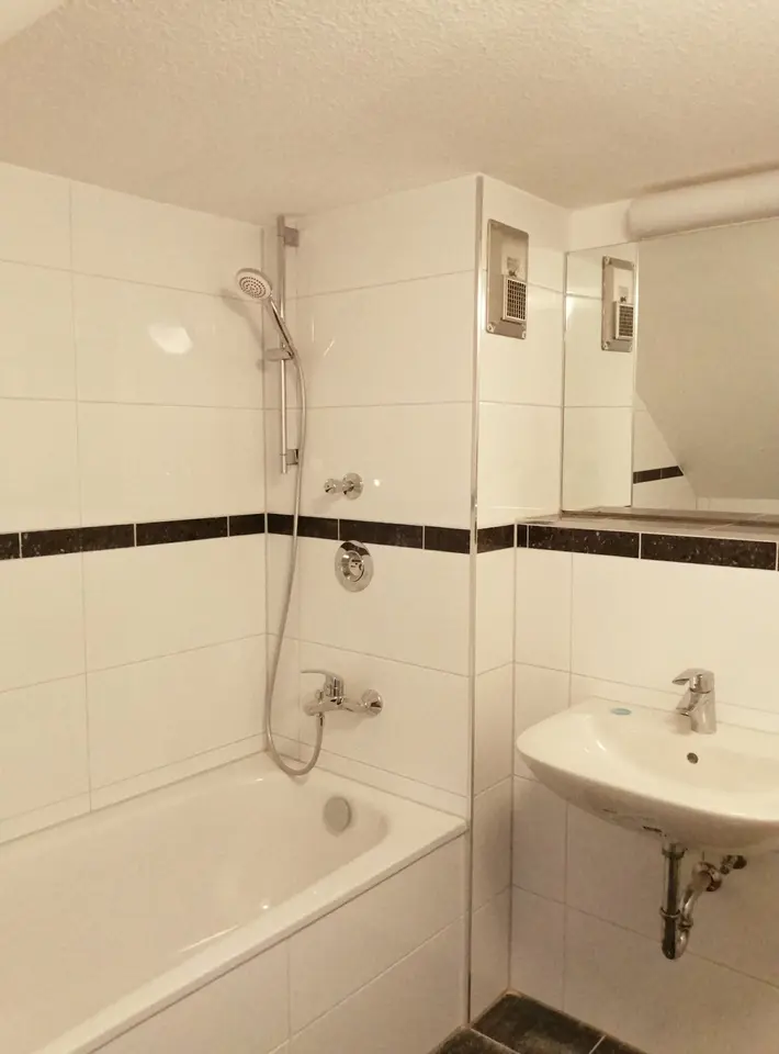 2 Zimmer Wohnung mit 56 m² in Krefeld – Bild 9