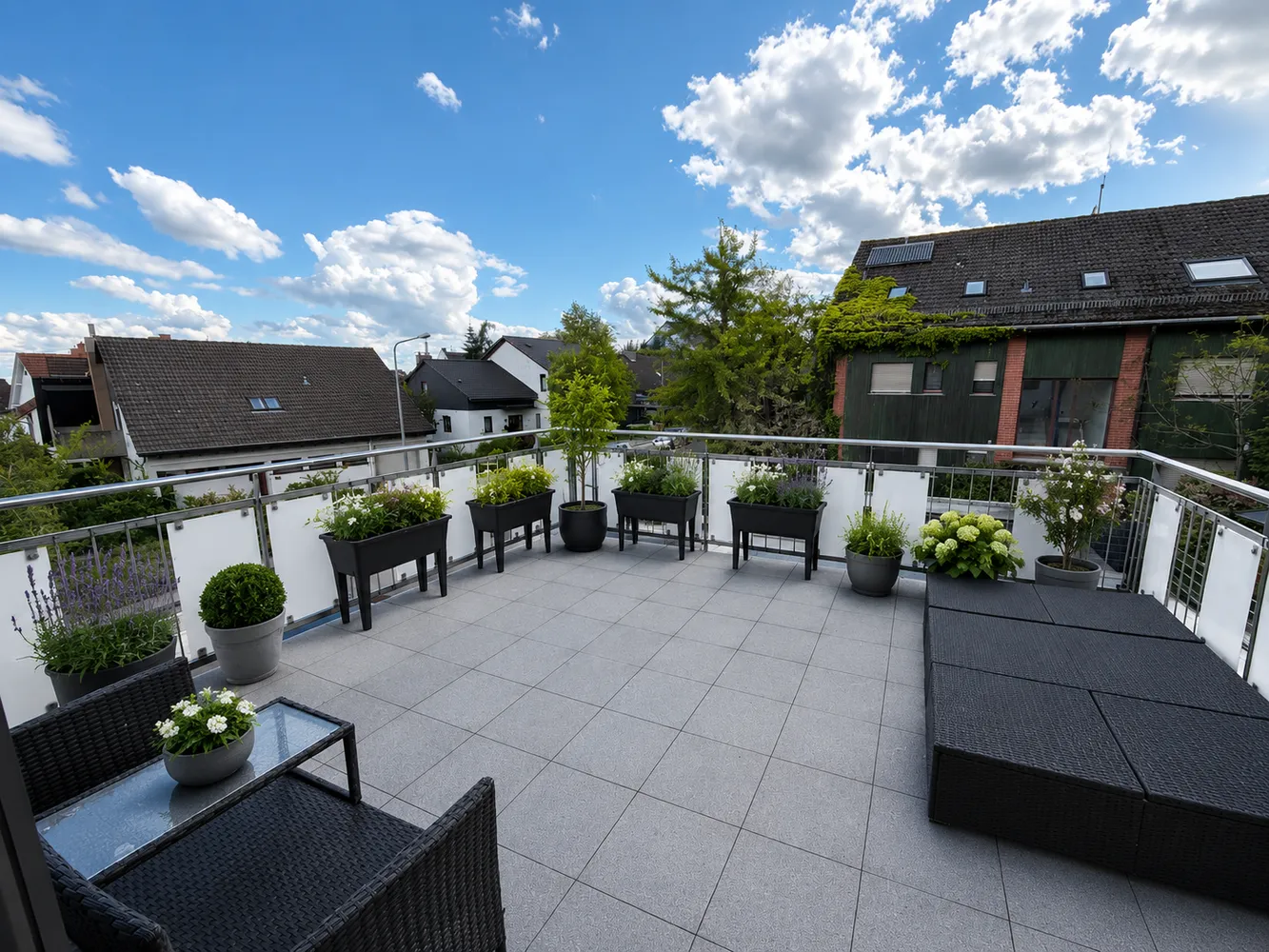 2 Zimmer Wohnung mit 72 m² in Wiesbaden – Bild 1