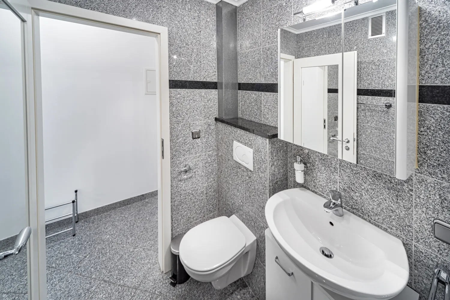 1 Zimmer Wohnung mit 26 m² in München – Bild 7