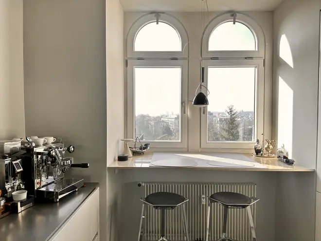 6 Zimmer Wohnung mit 200 m² in Wiesbaden – Bild 2