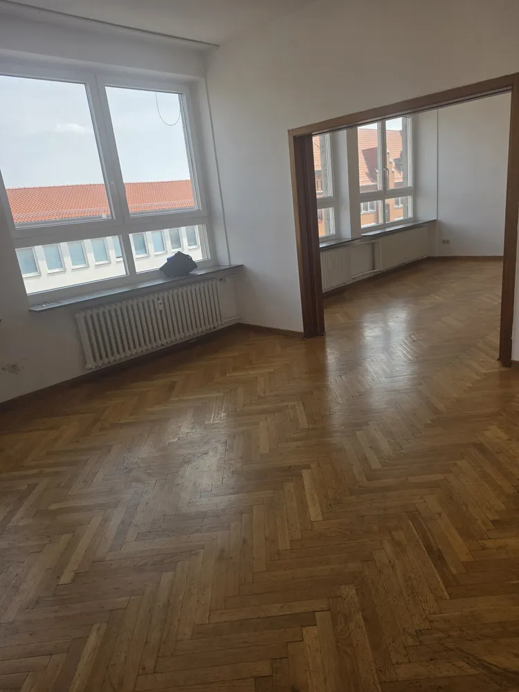 5 Zimmer Wohnung mit 133 m² in Hildesheim – Bild 1