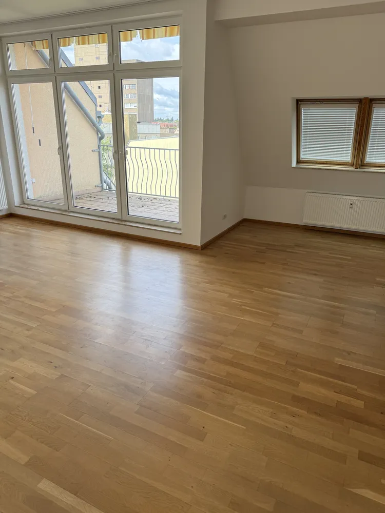 3 Zimmer Wohnung mit 108 m² in Berlin – Bild 1