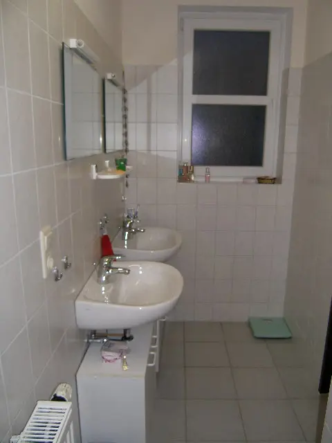 2 Zimmer Wohnung mit 40 m² in Leer – Bild 2