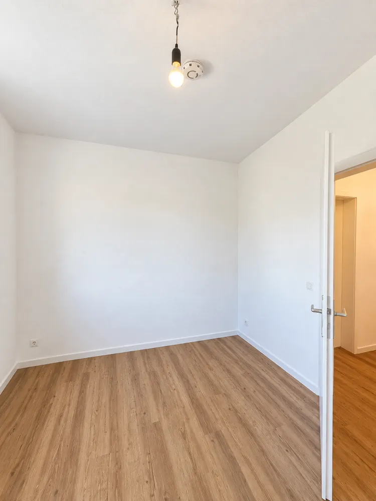 3 Zimmer Wohnung mit 74 m² in Neuss – Bild 3