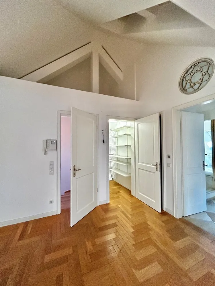 4 Zimmer Wohnung mit 191 m² in München – Bild 10