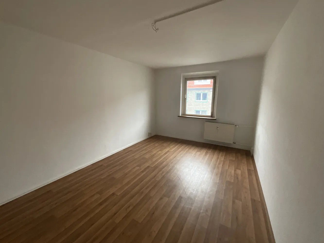 3 Zimmer Wohnung mit 72 m² in Suhl – Bild 4