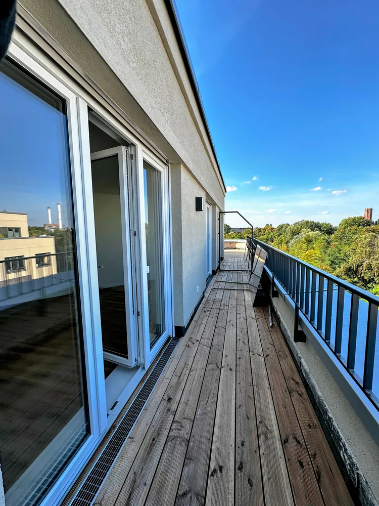 2 room apartment with 64 m² in Berlin – Photo 3
