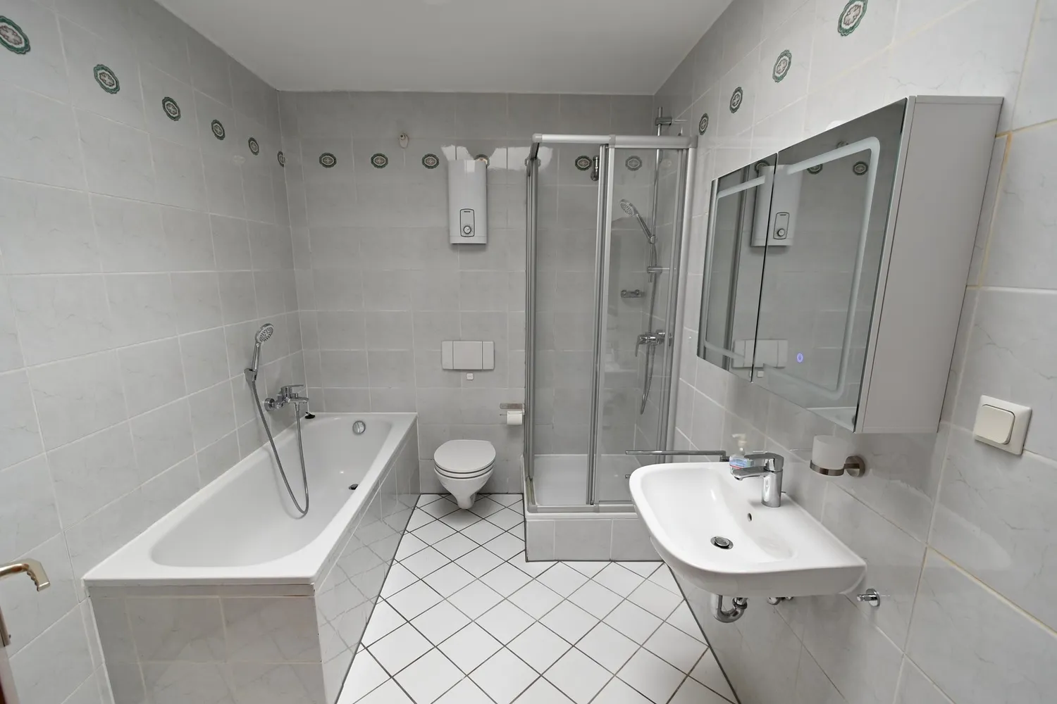 3 Zimmer Wohnung mit 110 m² in Köln – Bild 12