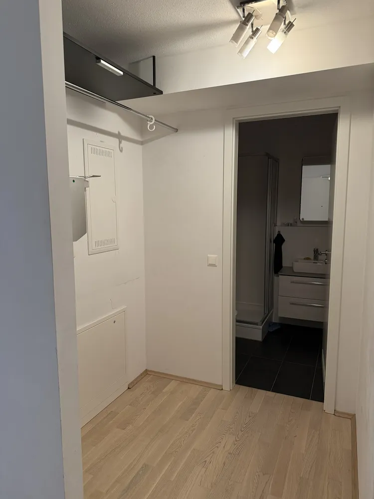 4 Zimmer Wohnung mit 108 m² in München – Bild 2