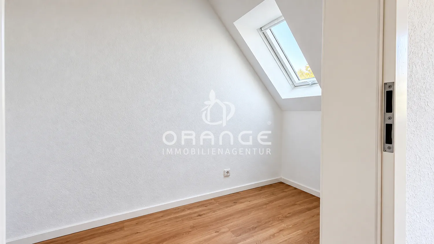 2 room apartment with 73 m² in Düsseldorf – Photo 3