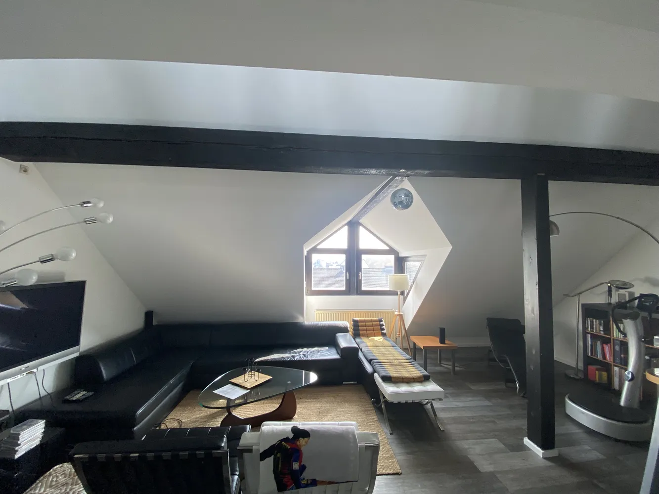 5 Zimmer Wohnung mit 180 m² in Köln – Bild 11