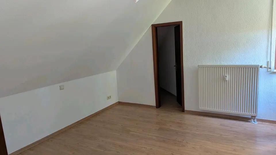 2 Zimmer Wohnung mit 47 m² in Werdau – Bild 1