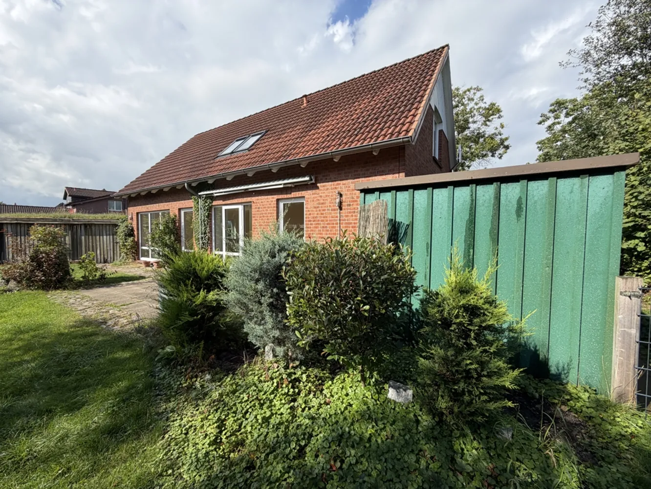 4 Zimmer Haus mit 134 m² in Elmshorn – Bild 1