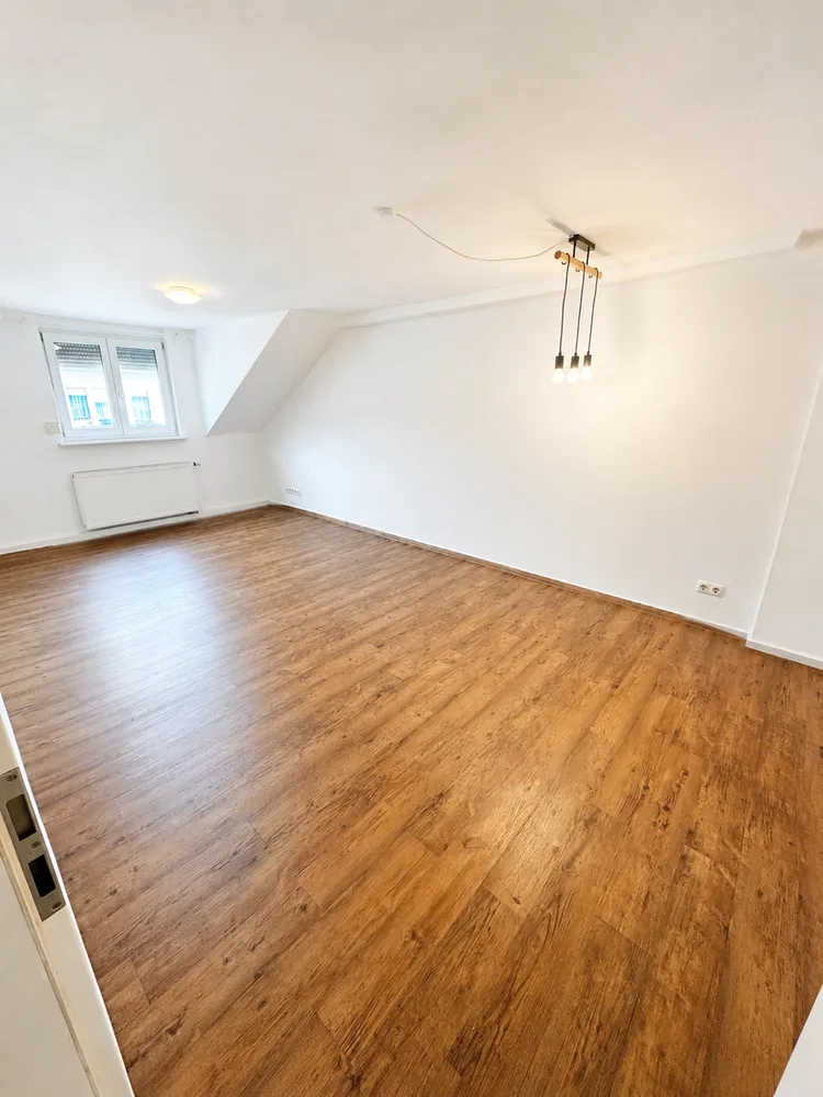 4 Zimmer Wohnung mit 90 m² in Wiesbaden – Bild 9