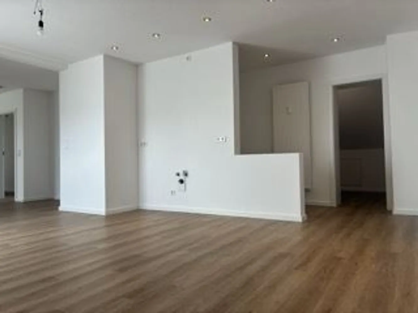4 Zimmer Wohnung mit 113 m² in Wuppertal – Bild 3