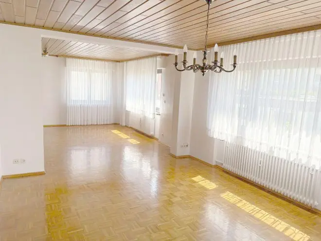 4 Zimmer Wohnung mit 1 m² in Karlsruhe – Bild 3