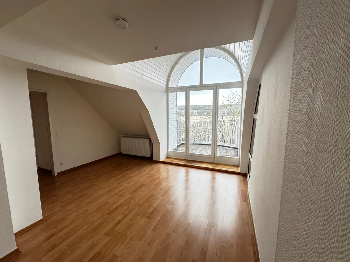 4 Zimmer Wohnung mit 120 m² in Hannover – Bild 6