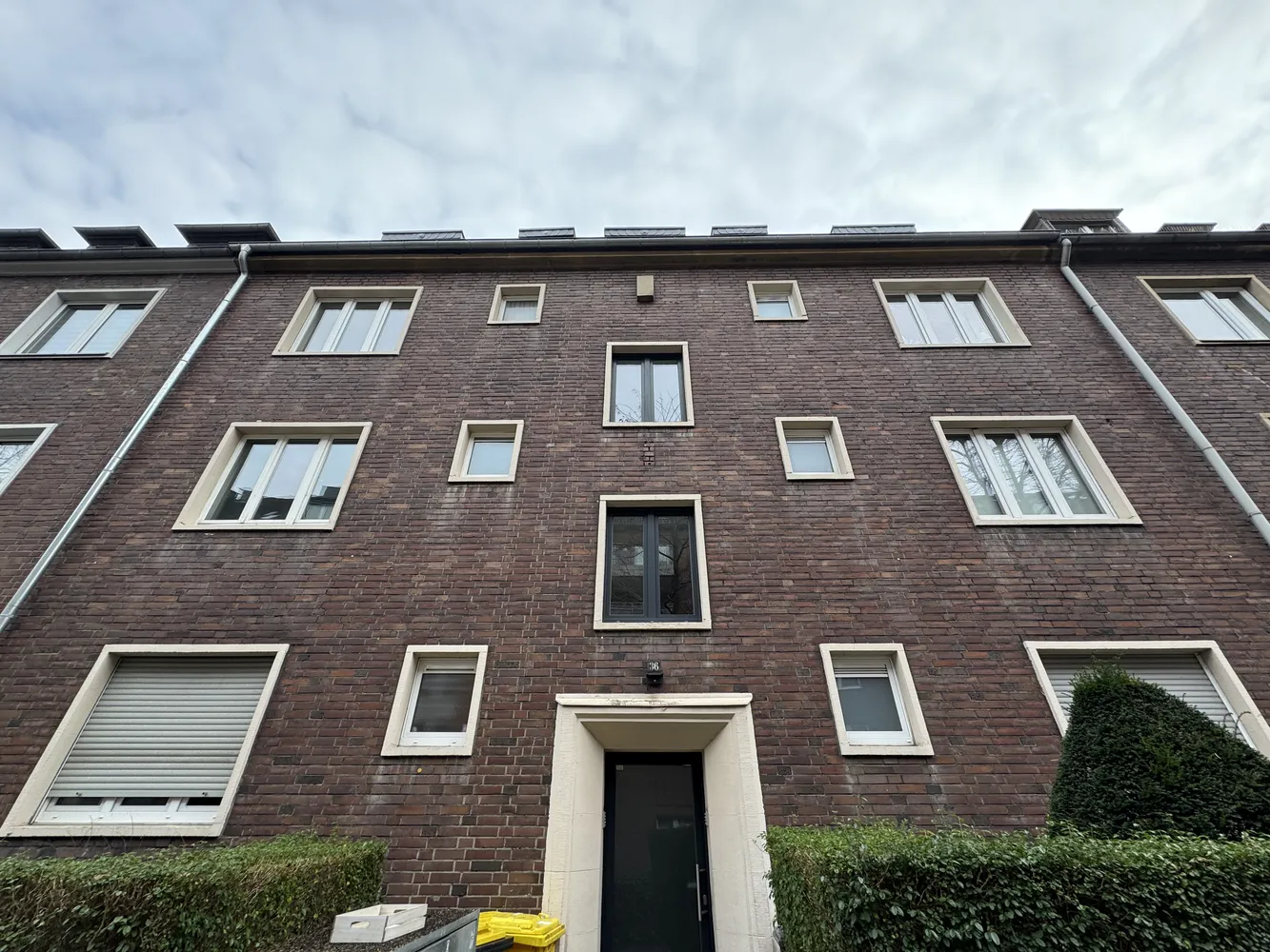 2 room apartment with 66 m² in Düsseldorf – Photo 1