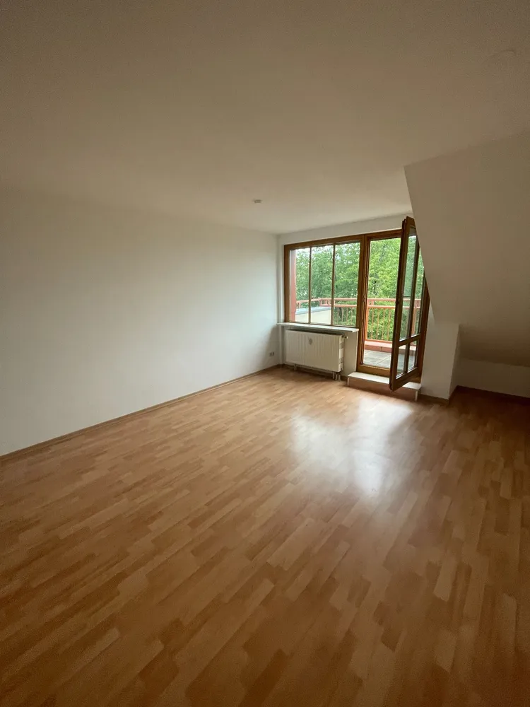 3 Zimmer Wohnung mit 74 m² in Dresden – Bild 1