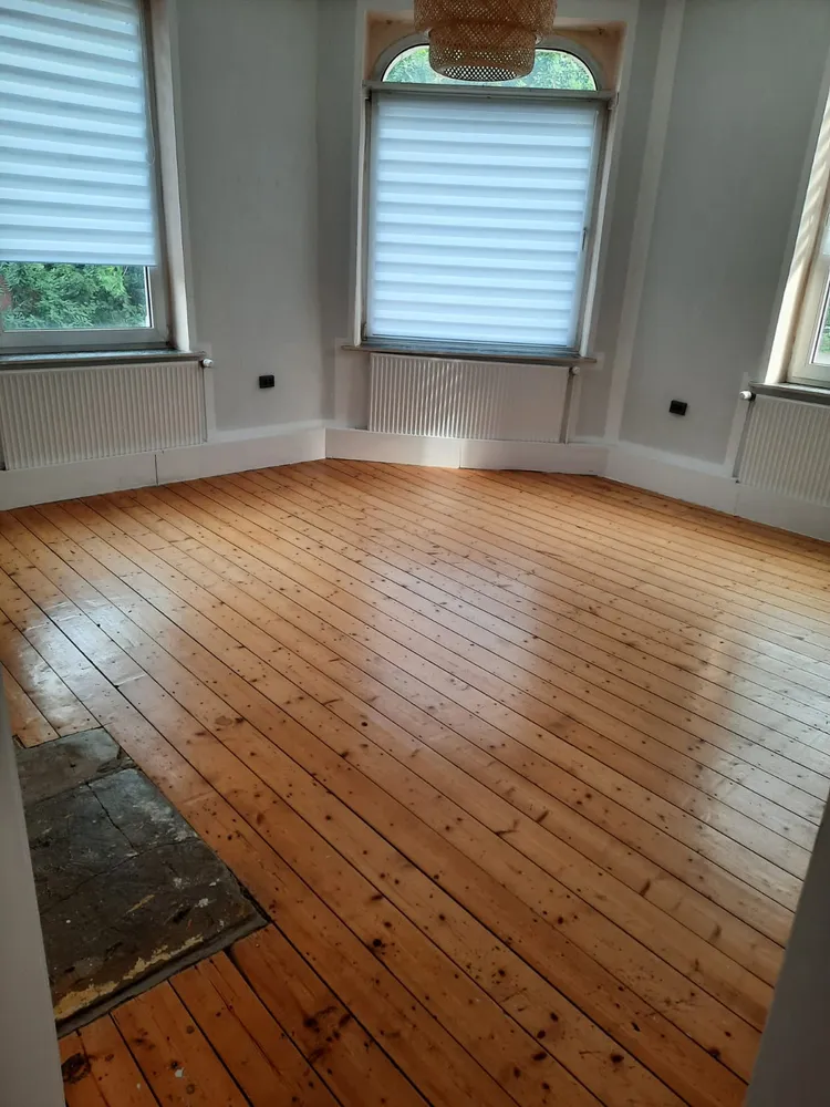4 Zimmer Wohnung mit 100 m² in Hannover – Bild 2