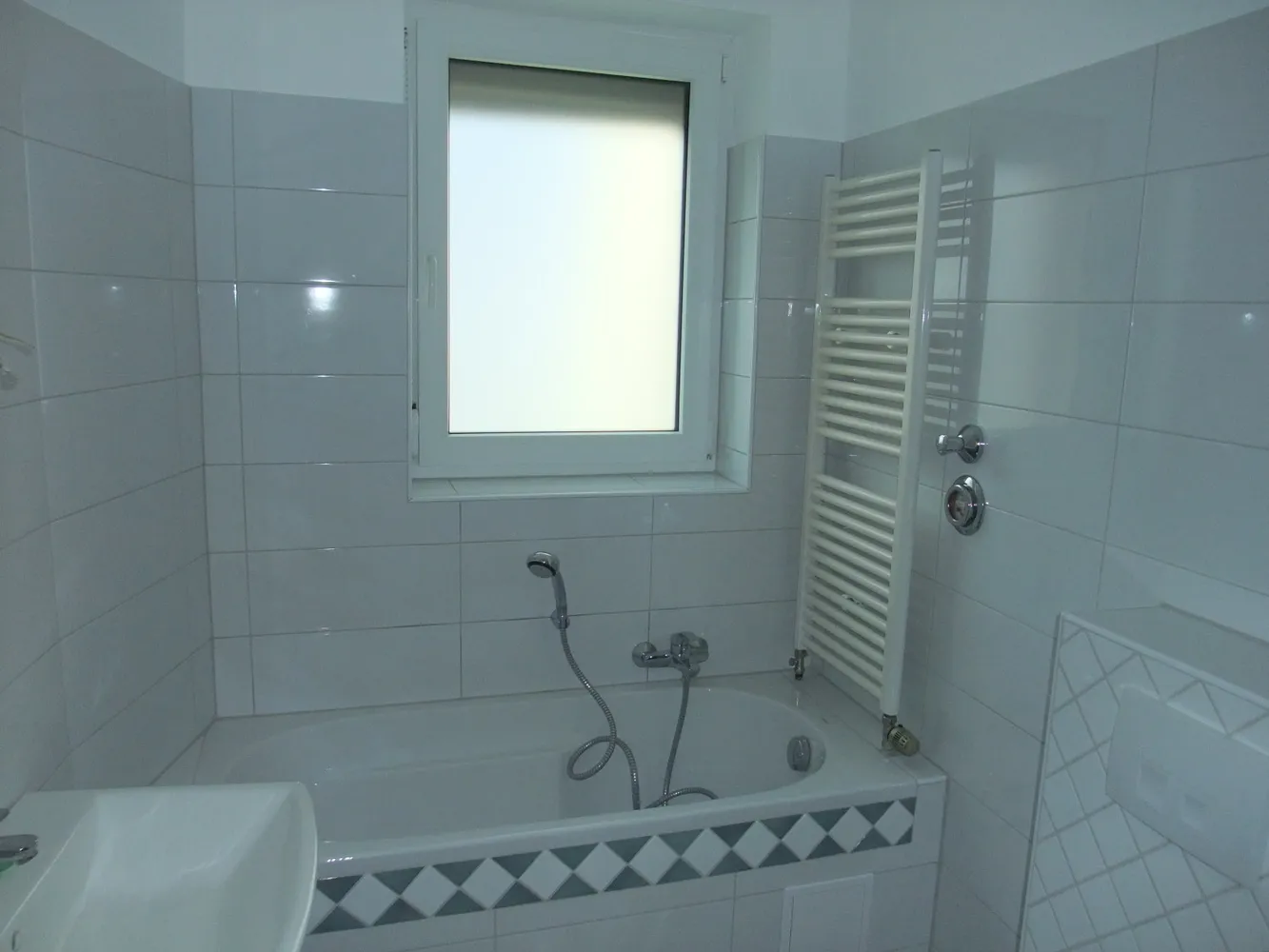 2 Zimmer Wohnung mit 72 m² in Frankfurt am Main – Bild 4