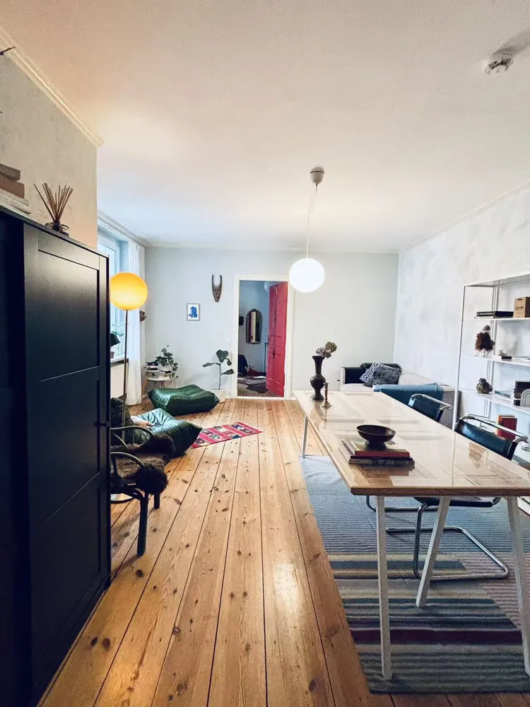 2 room apartment with 67 m² in Berlin – Photo 1