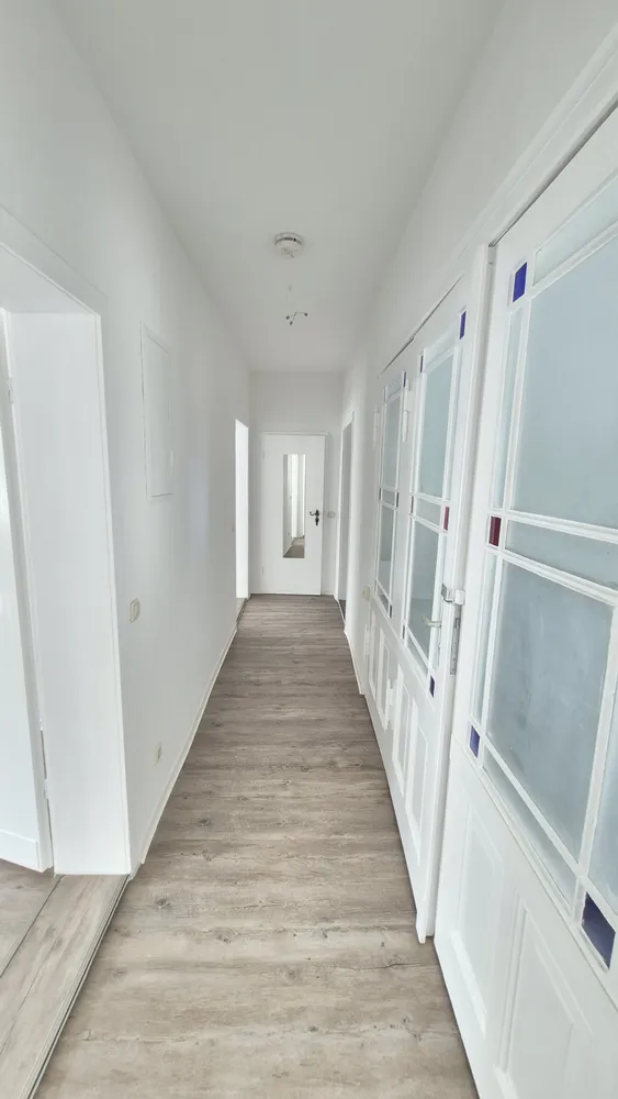 2 Zimmer Wohnung mit 71 m² in Magdeburg – Bild 2