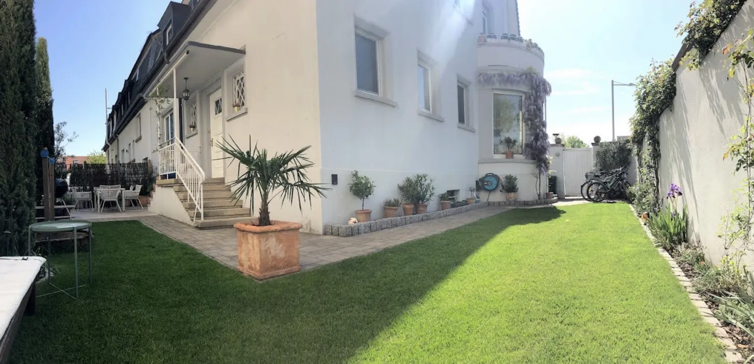 6 Zimmer Haus mit 191 m² in Schwetzingen – Bild 2