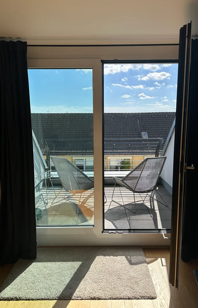 2 room apartment with 63 m² in Cologne – Photo 1