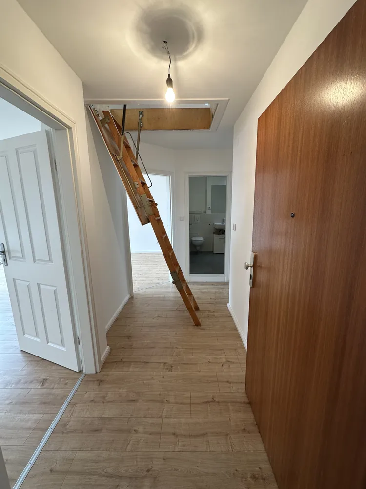 2 Zimmer Wohnung mit 76 m² in Berlin – Bild 3