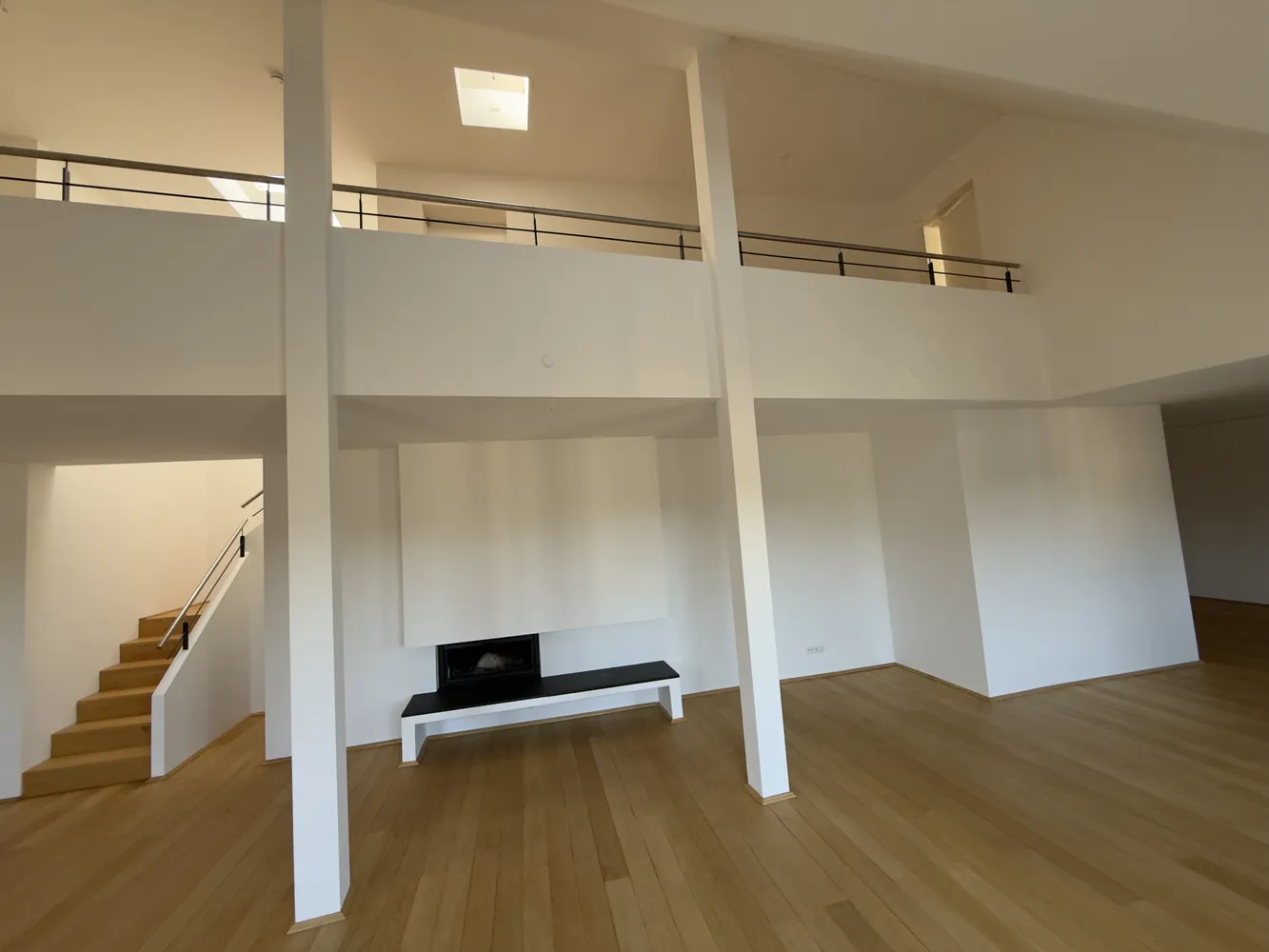 4 Zimmer Wohnung mit 247 m² in Frankfurt am Main – Bild 4