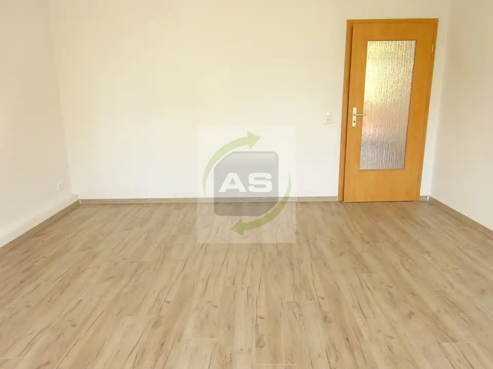2 Zimmer Wohnung mit 88 m² in Zwickau – Bild 2