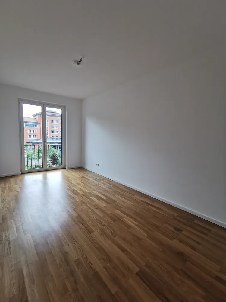 4 Zimmer Wohnung mit 102 m² in Berlin – Bild 3
