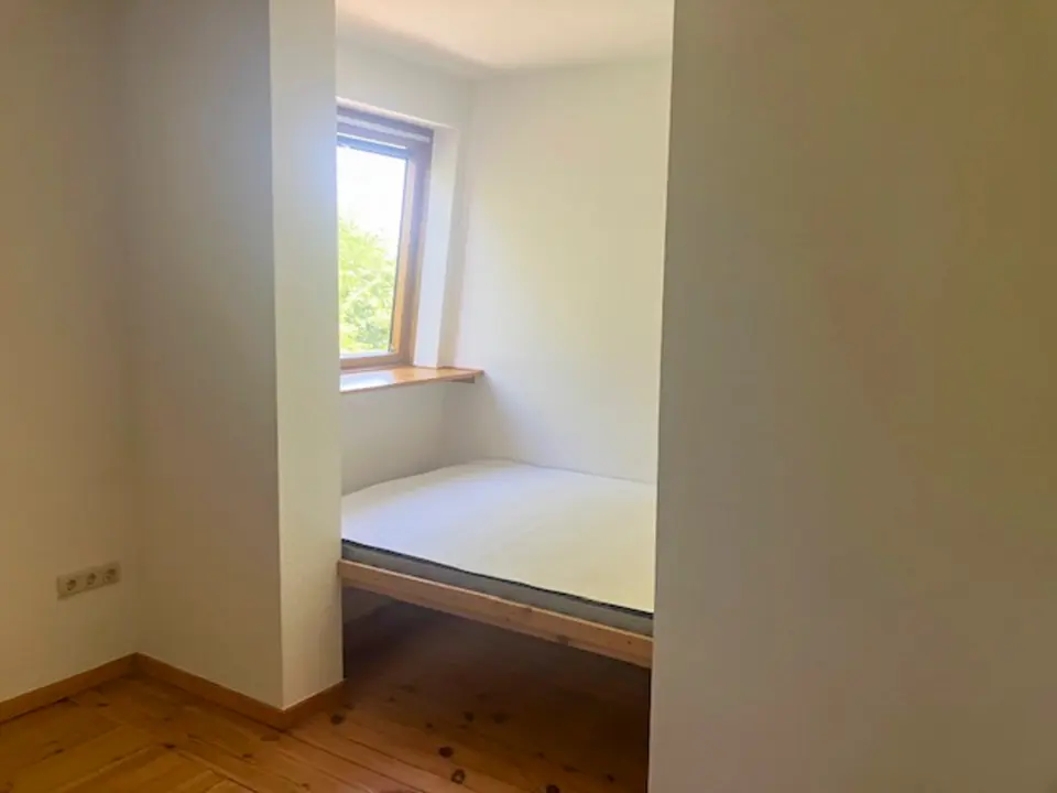 2 Zimmer Wohnung mit 70 m² in Saarbrücken – Bild 3