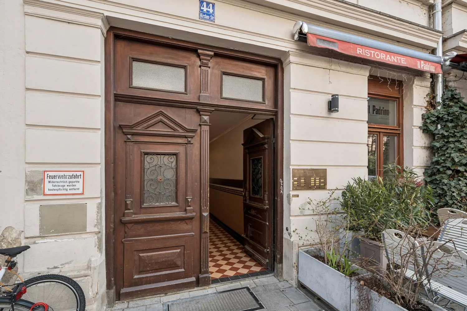 1 room apartment with 34 m² in Munich – Photo 2