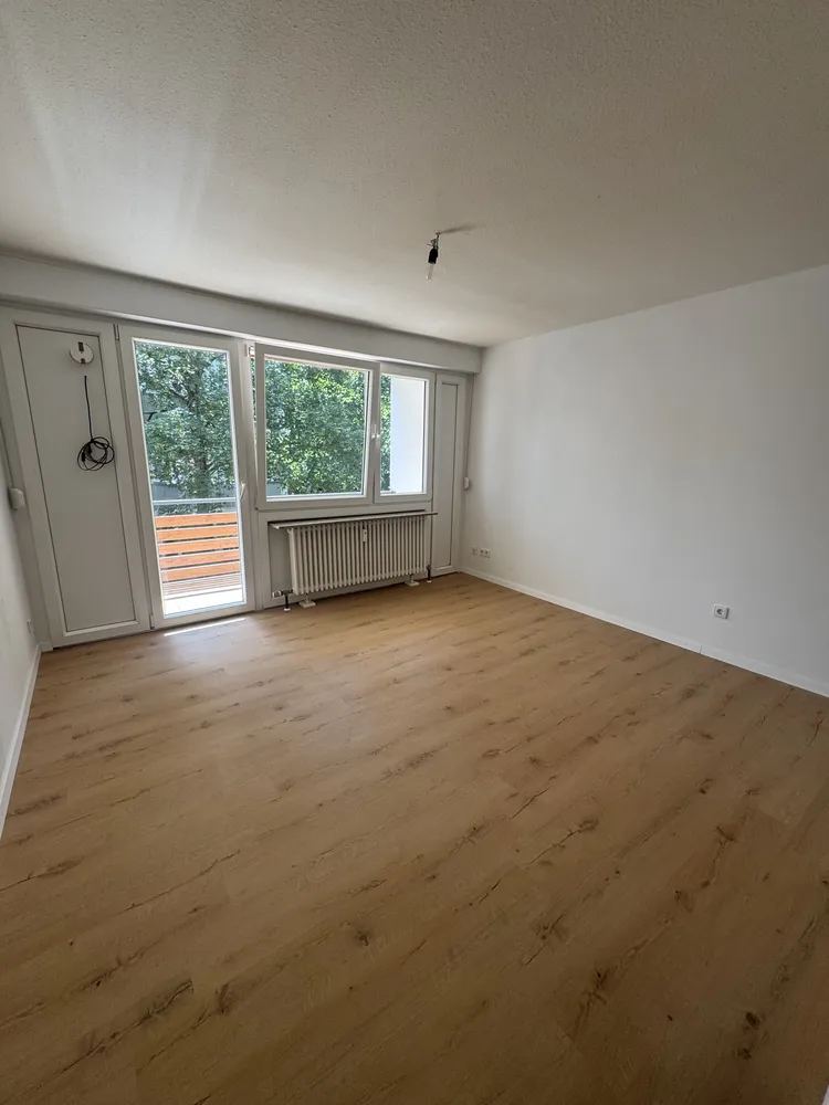 1 room apartment with 30 m² in Stuttgart – Photo 1