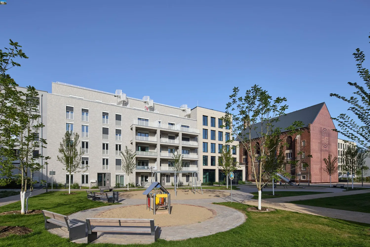 3 Zimmer Wohnung mit 92 m² in Düsseldorf – Bild 1
