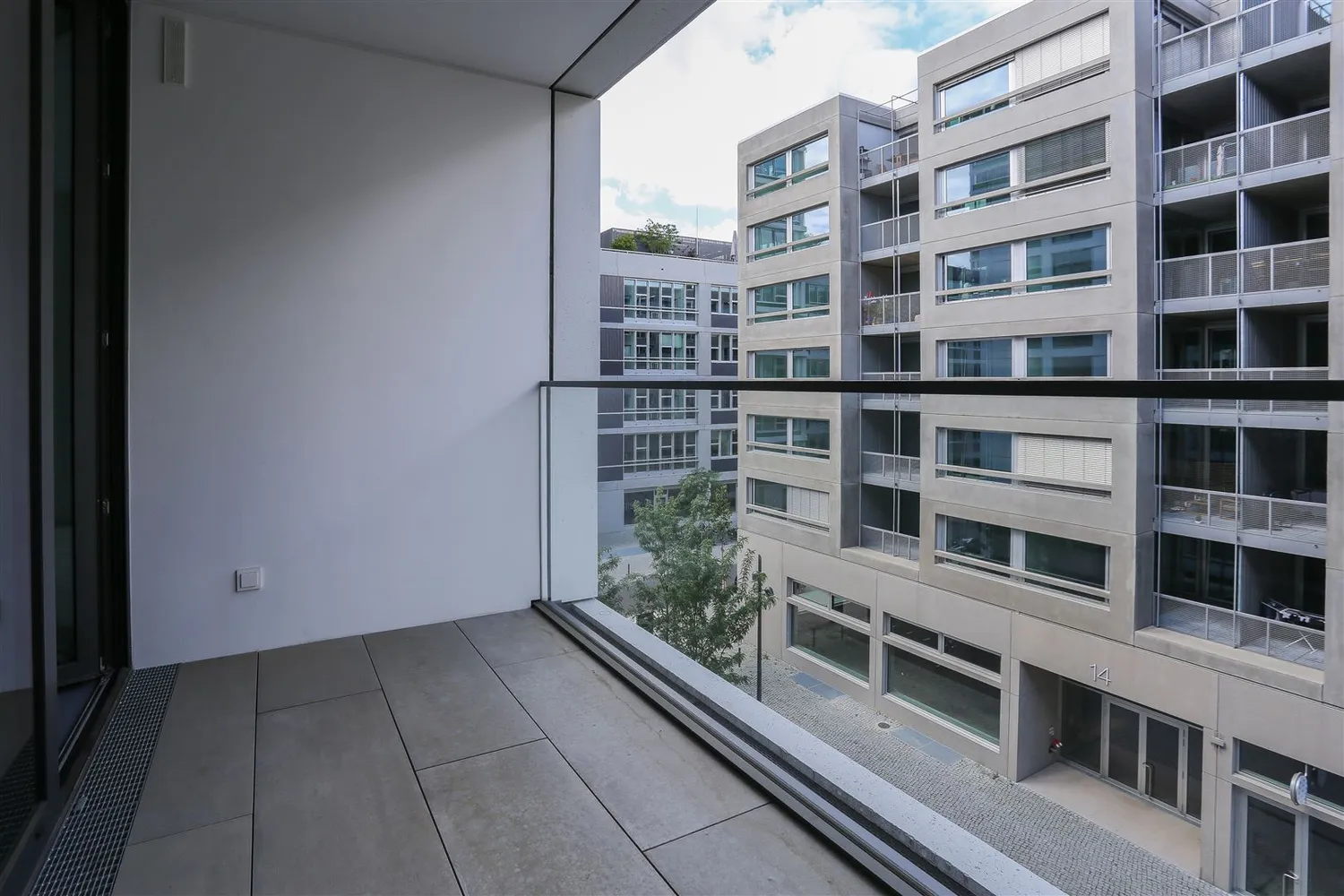 3 Zimmer Wohnung mit 90 m² in Berlin – Bild 4