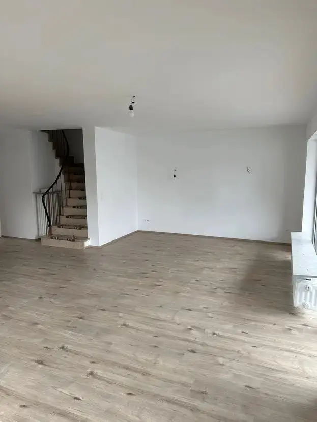 5 Zimmer Haus mit 140 m² in Miltenberg – Bild 1
