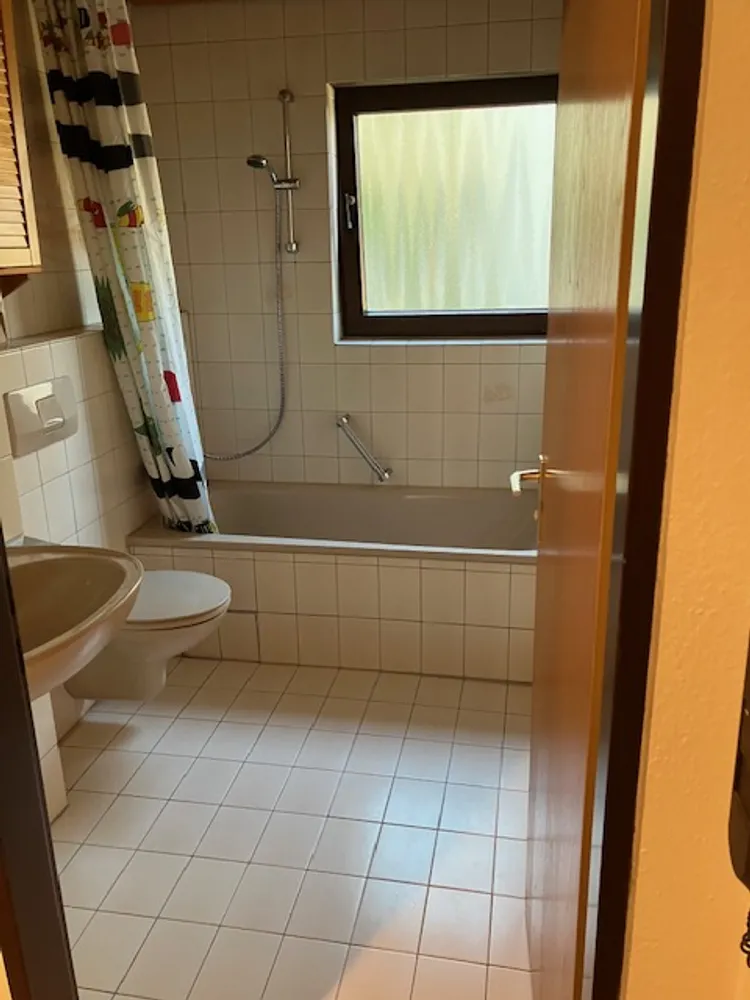 1 room apartment with 28 m² in Stuttgart – Photo 4