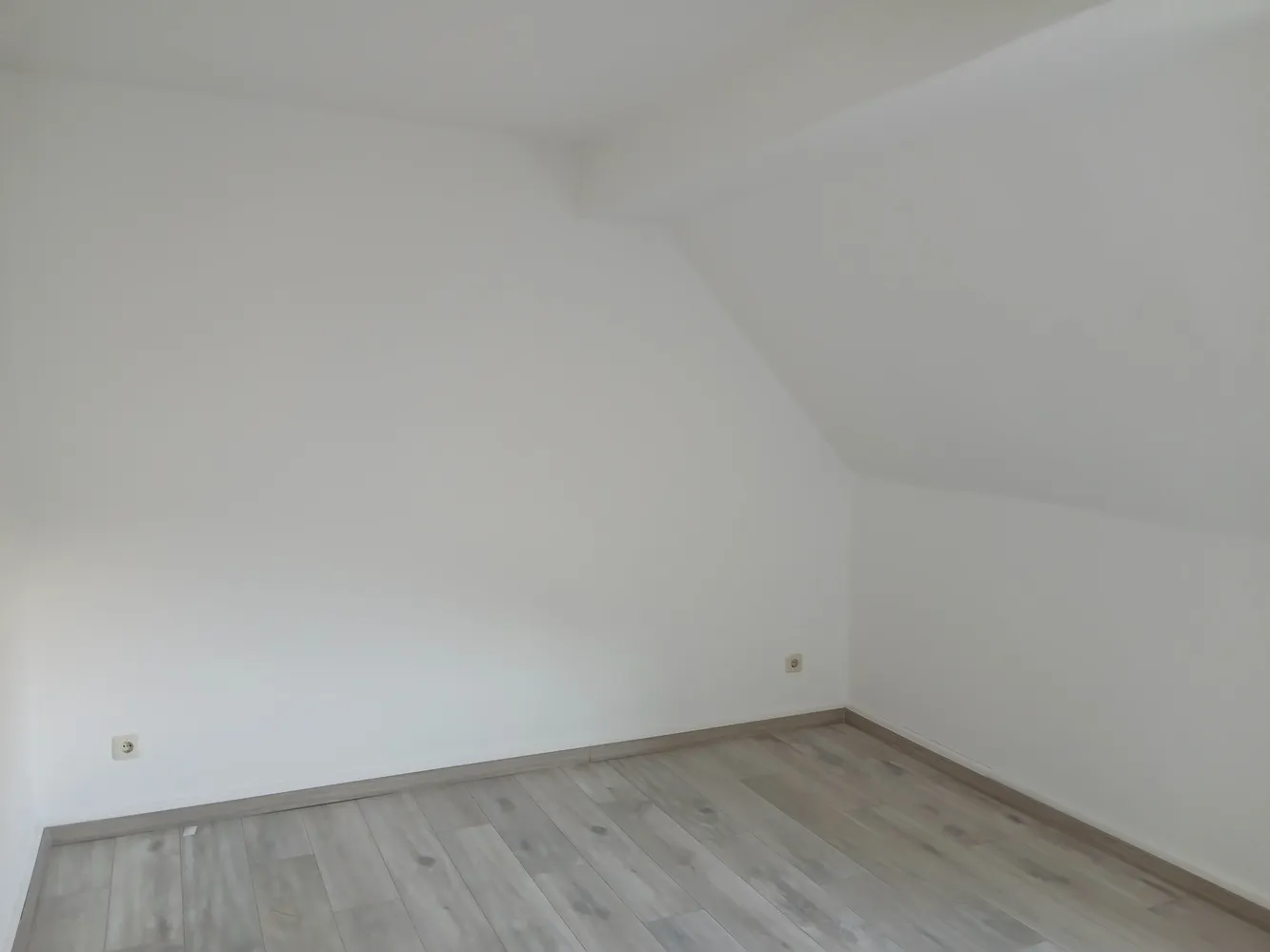 2 Zimmer Wohnung mit 55 m² in Oberhausen – Bild 2