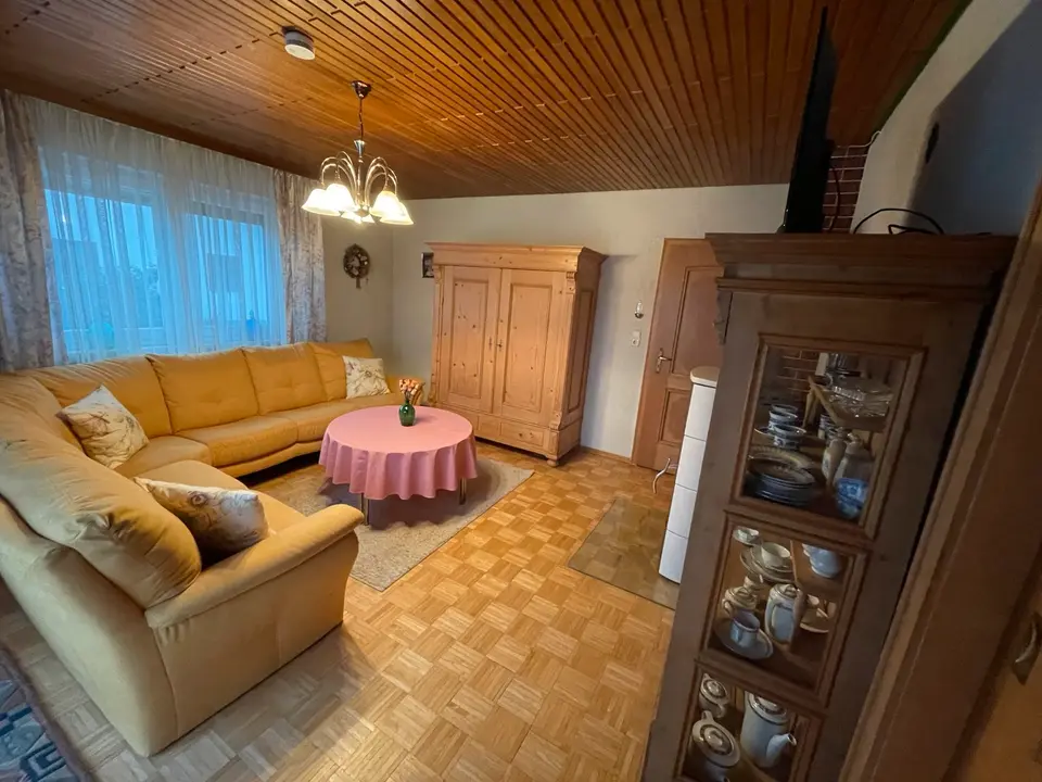 6 Zimmer Haus mit 210 m² in Freising – Bild 1