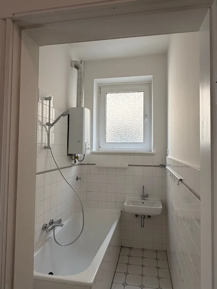 4 Zimmer Wohnung mit 120 m² in Lübeck – Bild 12