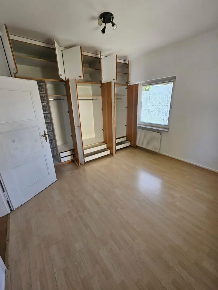 6 Zimmer Wohnung mit 110 m² in Konstanz – Bild 1