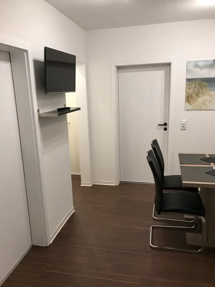 Shared room with 14 m² in Stuttgart – Photo 2