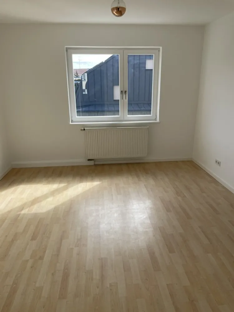 3 Zimmer Wohnung mit 62 m² in München – Bild 4