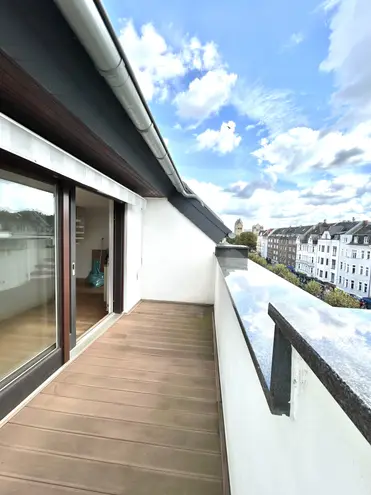 3 Zimmer Wohnung mit 88 m² in Düsseldorf – Bild 2