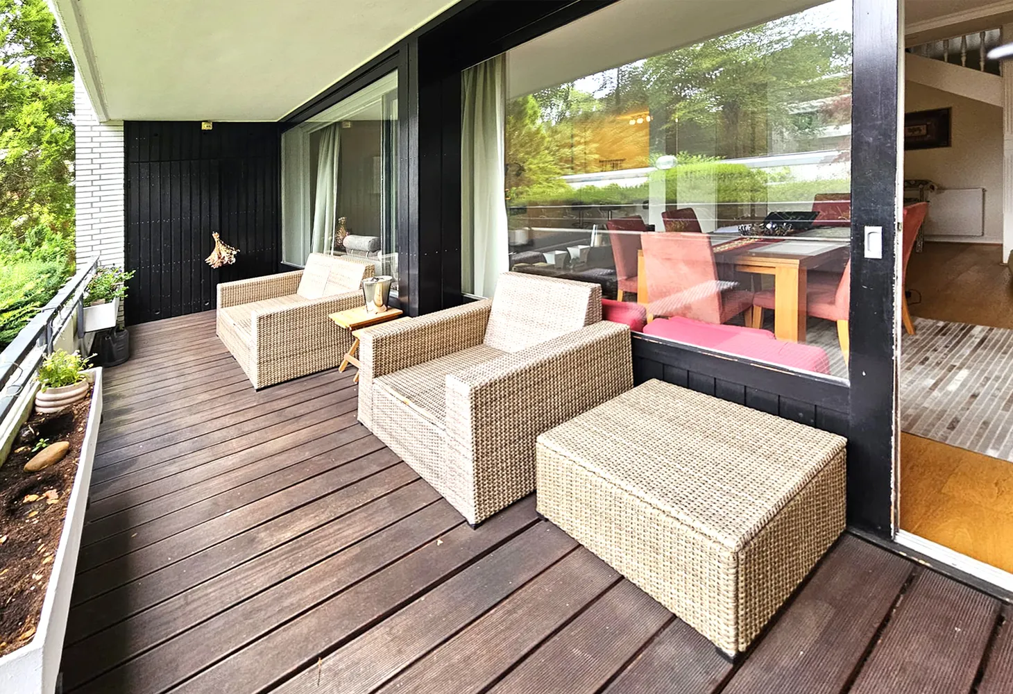 4 Zimmer Wohnung mit 124 m² in Hamburg – Bild 1