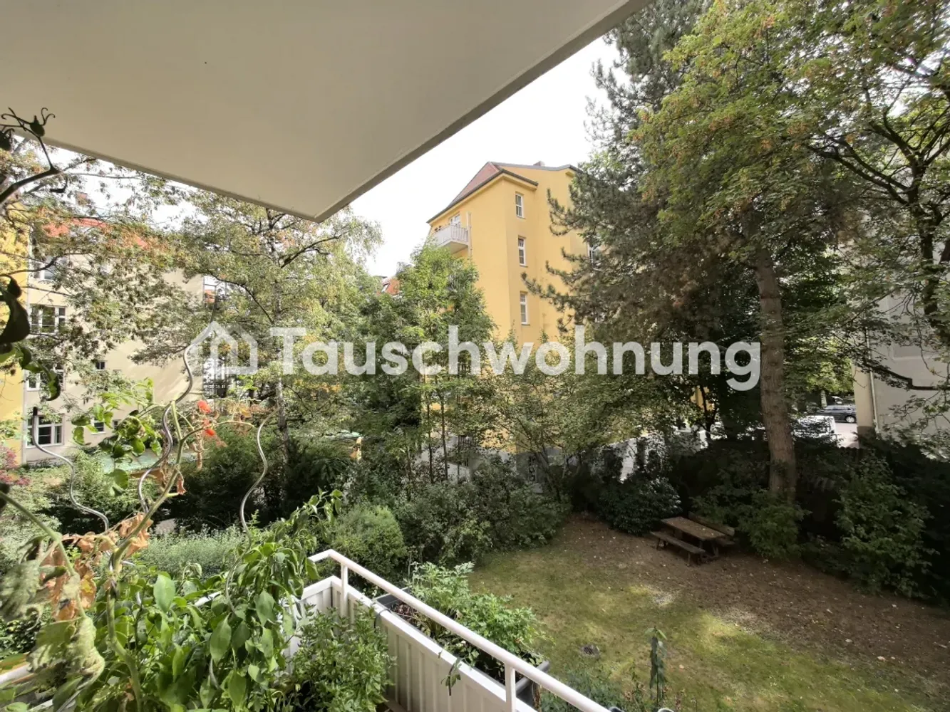 2 room apartment with 42 m² in Munich – Photo 2